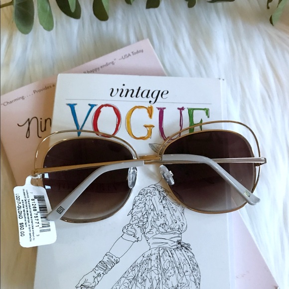 Laundry By Design Sunglasses - Picture 5 of 7